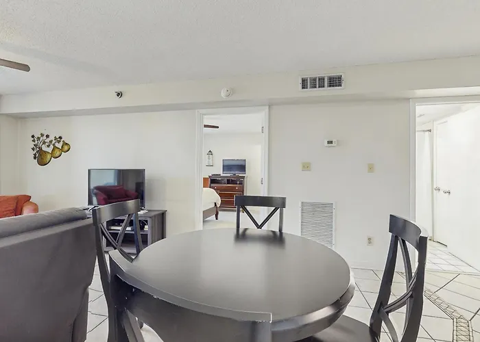 Harbour Place 506 Apartment *